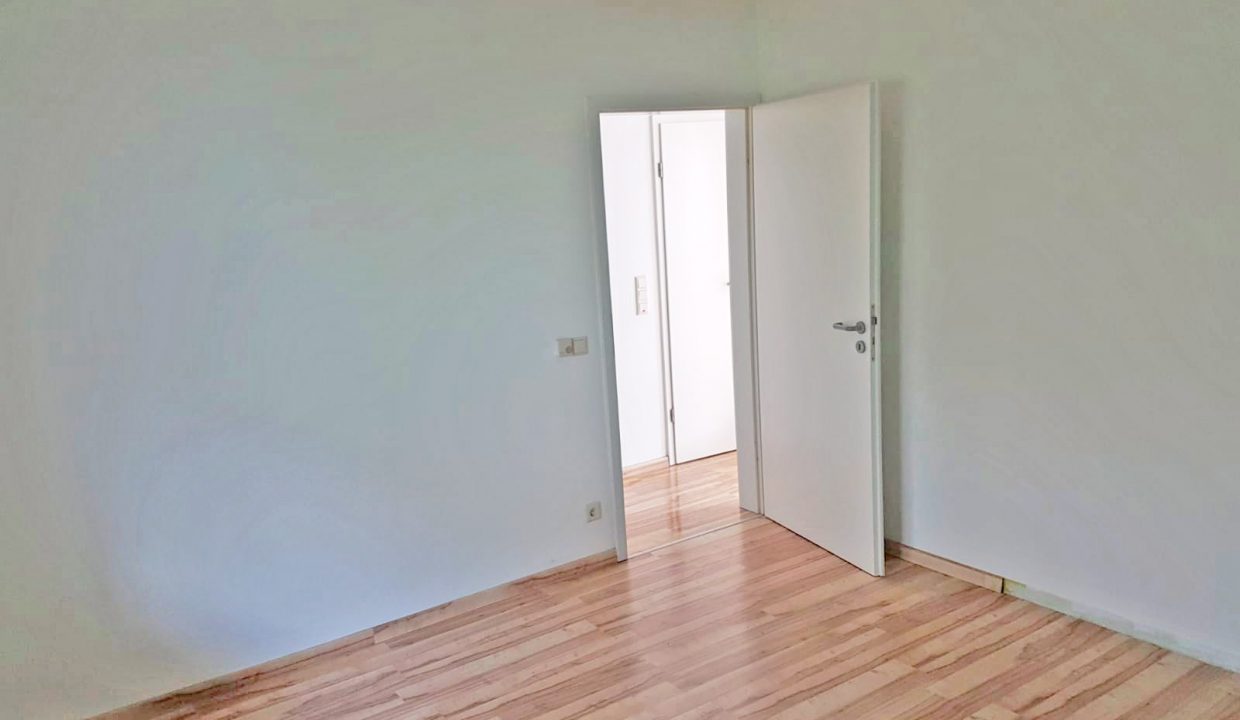 244029cd-88f2-42e4-a22b-5ac19b752357