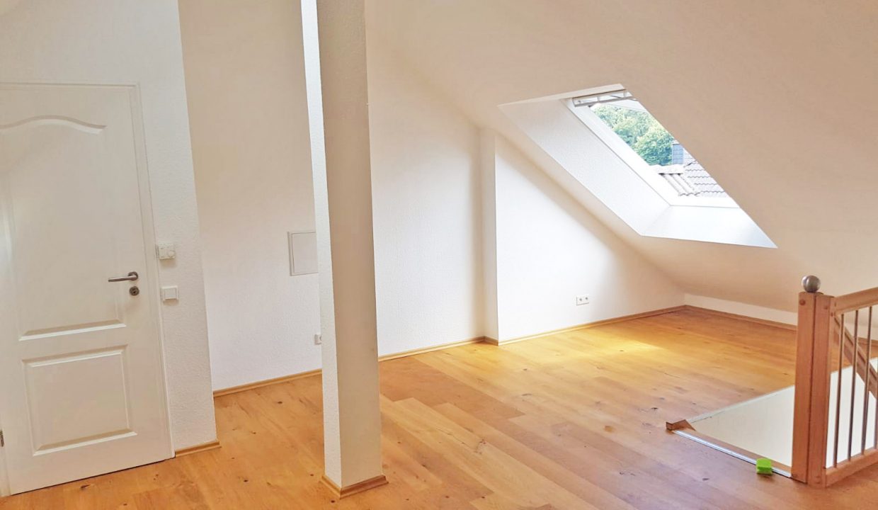 820ee1d7-cbf4-493b-bd03-95c5acda1d8e